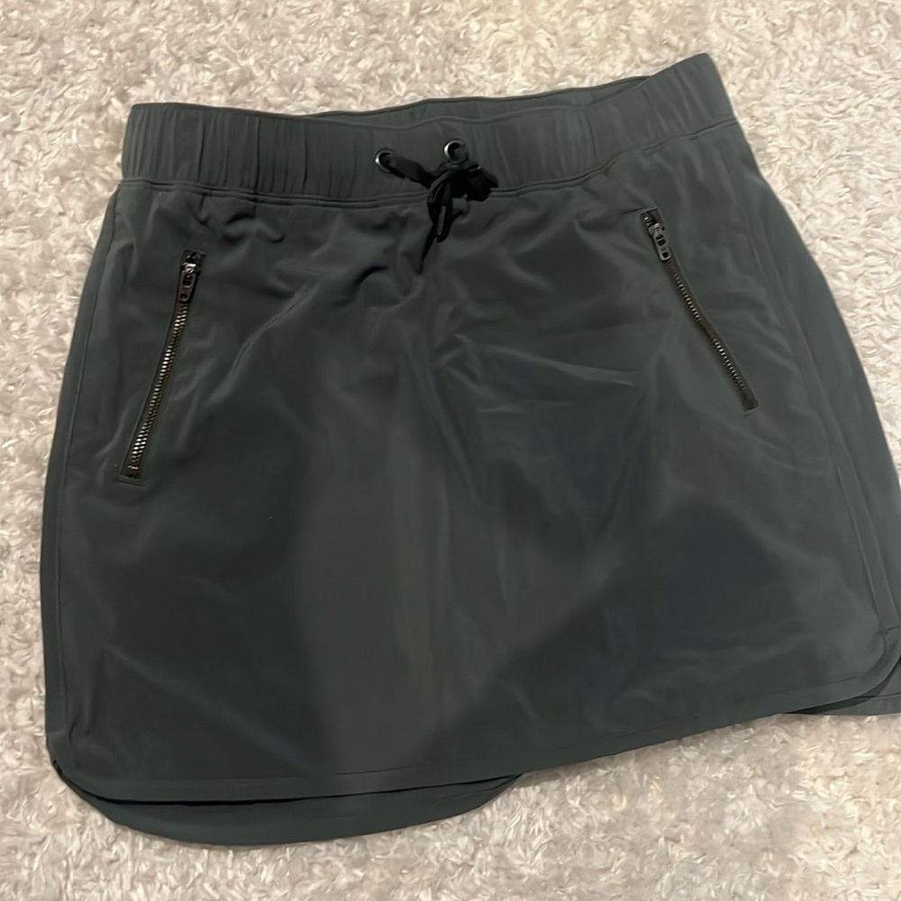 Athleta skort